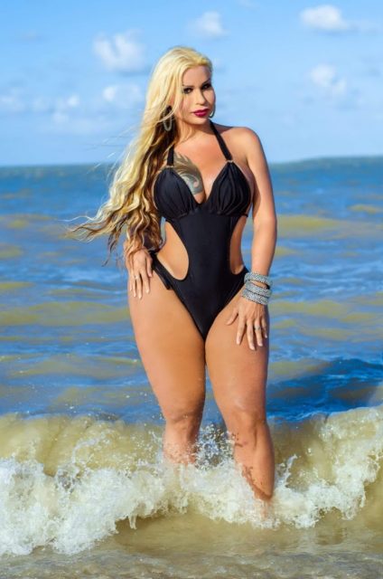 Sheylla Cavalona - Hotel e Motel