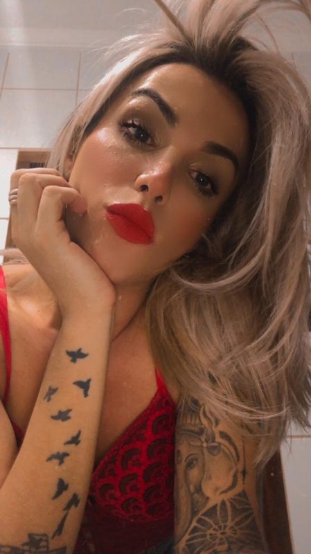 Lívia Amorim 46