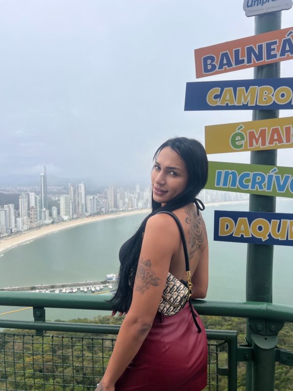Mikaelly Vitória 7