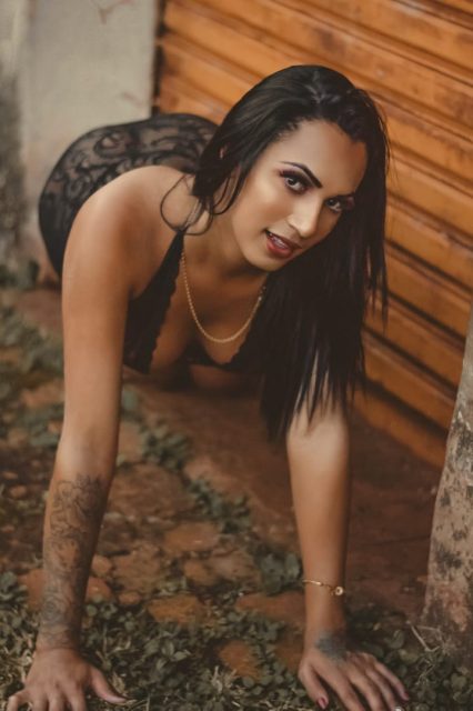 Mikaelly Vitória 63