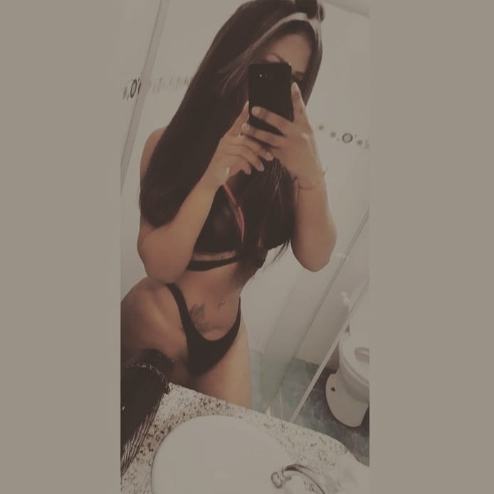 Monique Ferraz 110