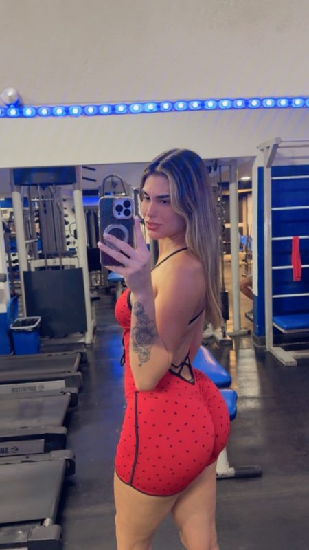 Thaissa Longati 15