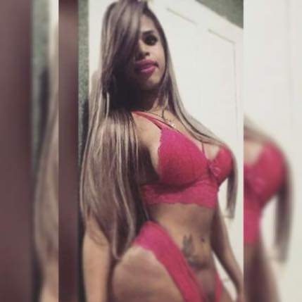 Monique Ferraz 87
