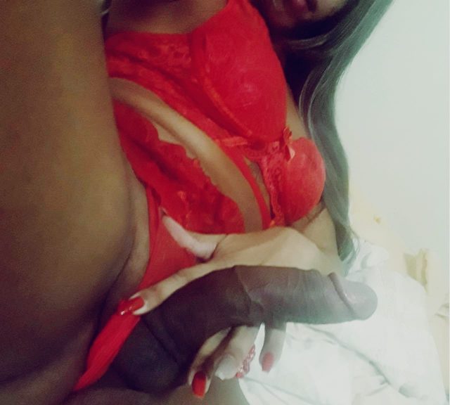 Monique Ferraz 100
