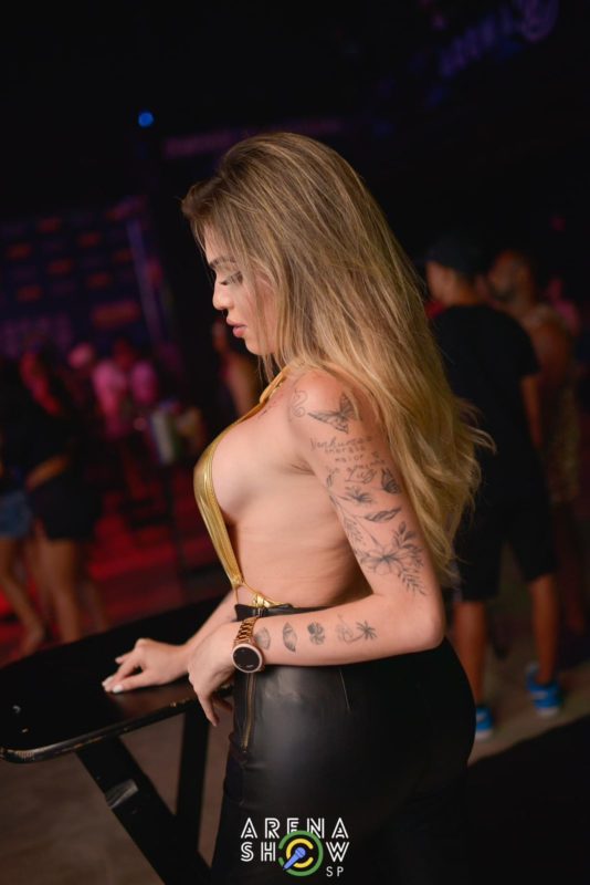 Milena Nifetinha 17
