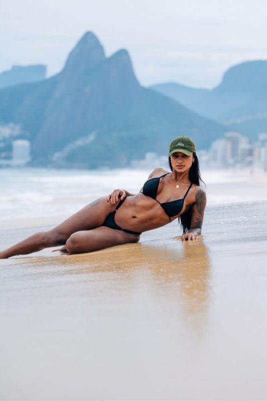 Giovana Cavalcanti 4