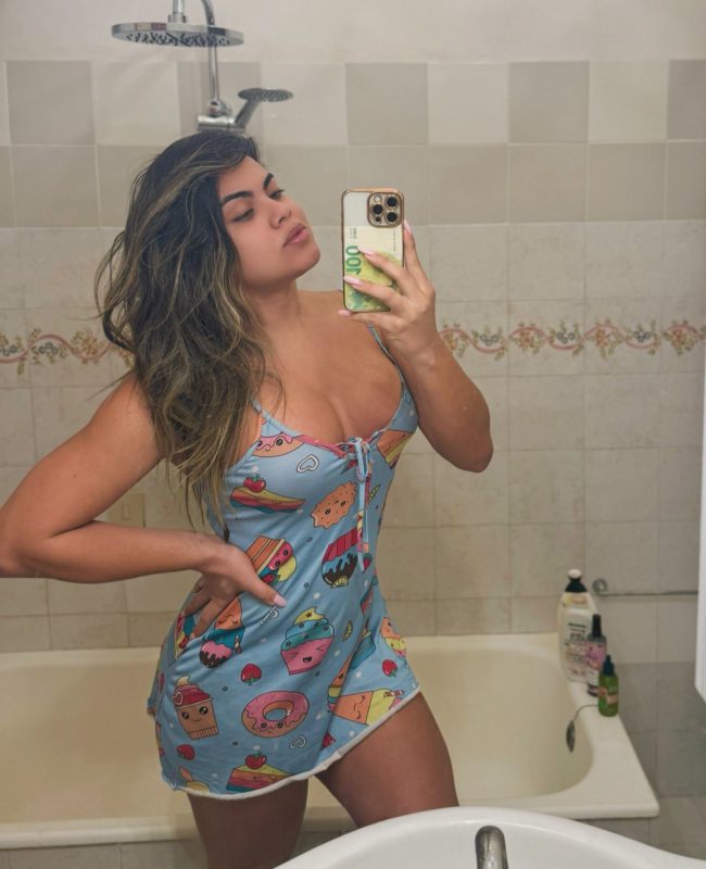 Dani Santos 18
