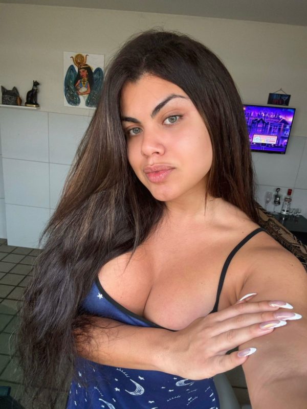 Dani Santos 16