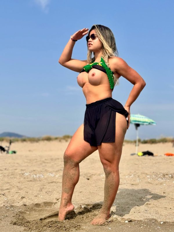 Dani Santos 17