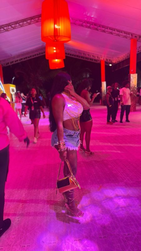 Anne Santana 2