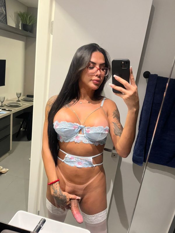 Julia Azevedo 5