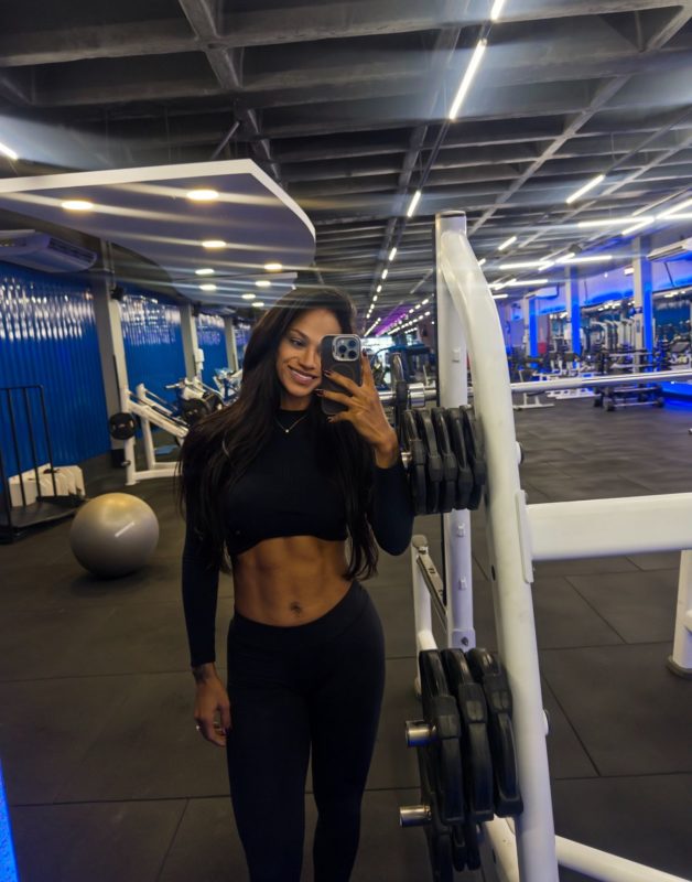 Giovana Cavalcanti 4