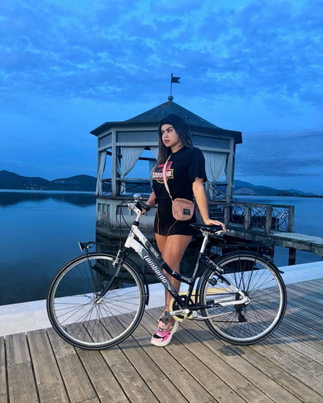 Dani Santos 30