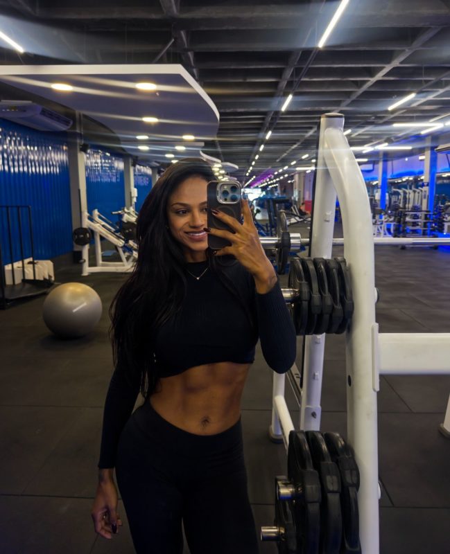 Giovana Cavalcanti 3