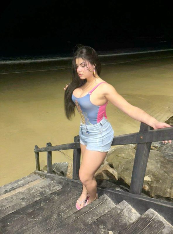 Dani Santos 40