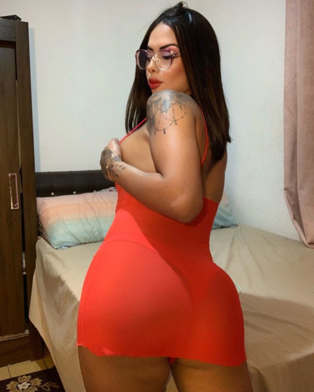 Julia Azevedo 168