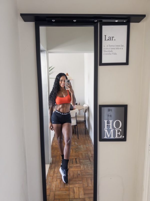 Giovana Cavalcanti 18