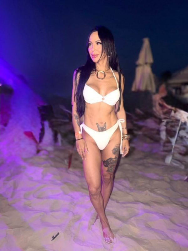 Aline Lincoln 2