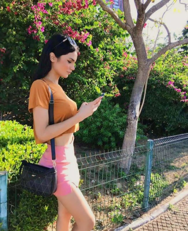 Thalita Sutero 44