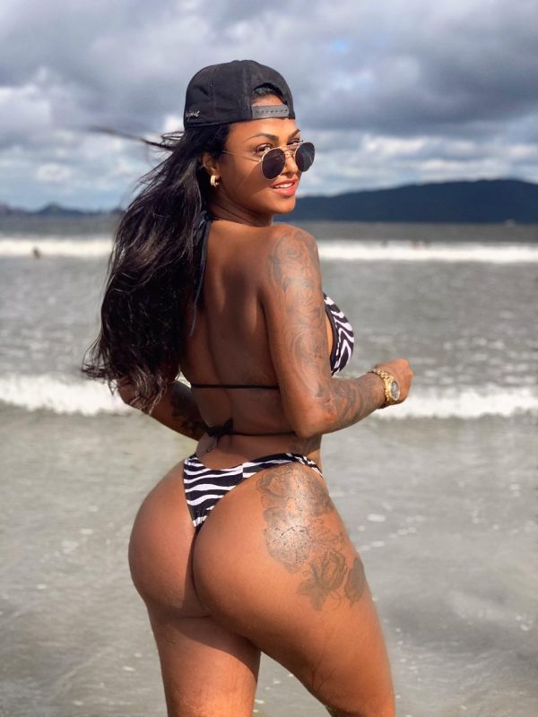 Giovana Cavalcanti 189