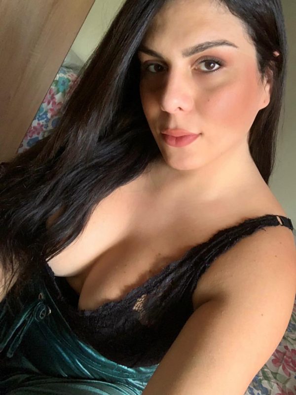 Angélica Gomeez 73