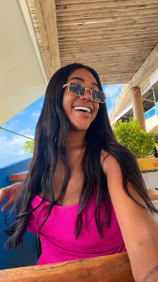 Anne Santana 28