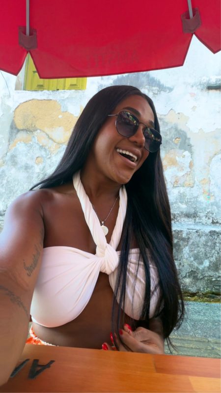 Anne Santana 35