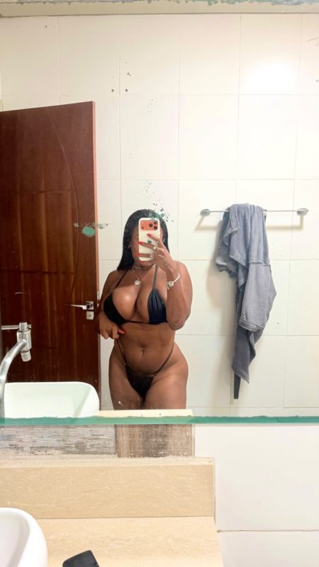 Anne Santana 50