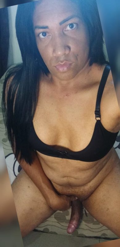 Suzy Dias 8