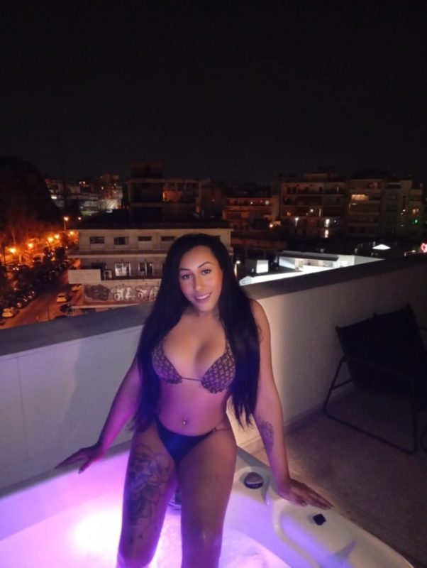Thayla Oliveira 1