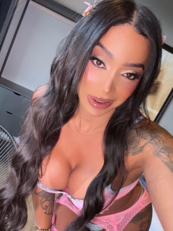 Nicolly Veiga 4