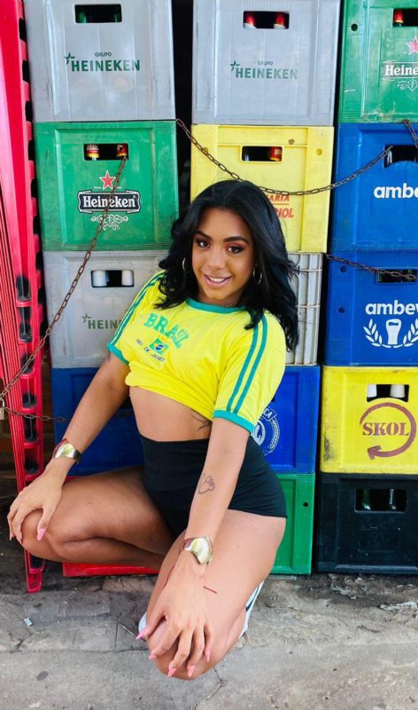 Amanda Ribeiro 5