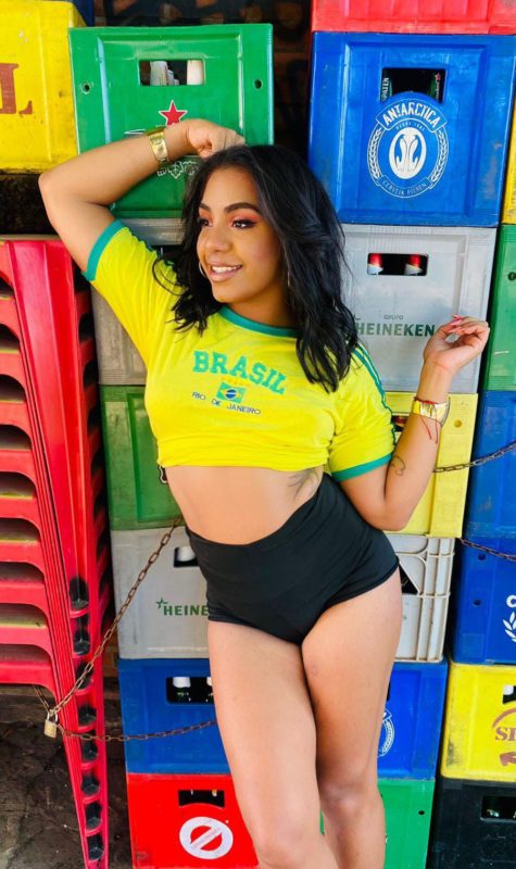 Amanda Ribeiro 6