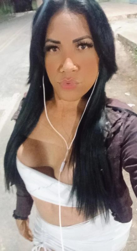 Suzy Dias 6