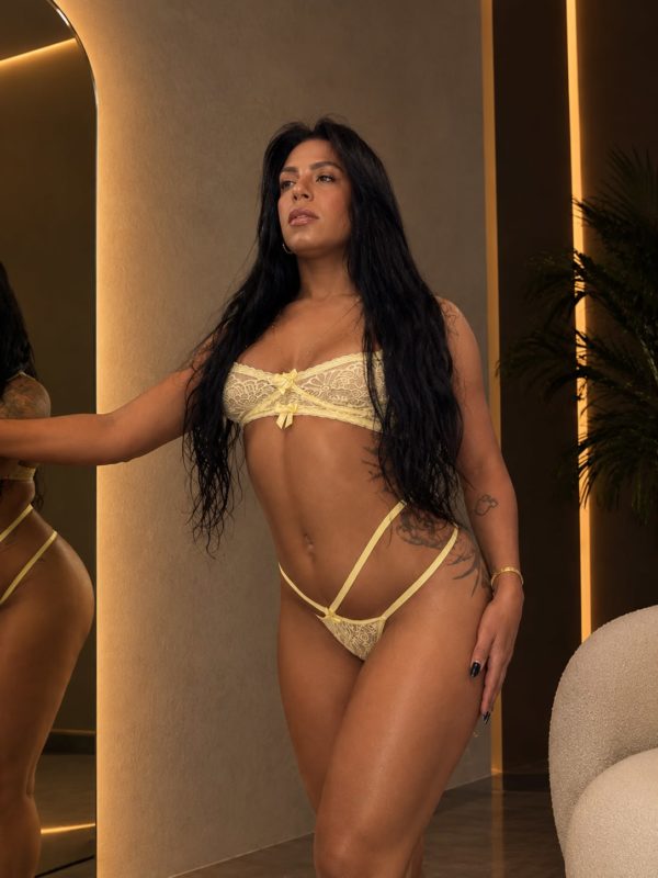 Amanda Domingos 5