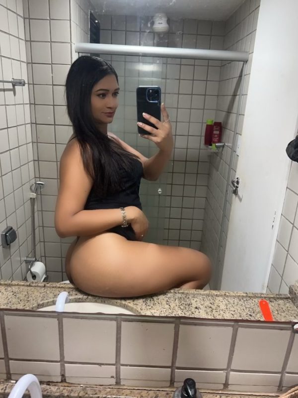 Victória Oliveira 8