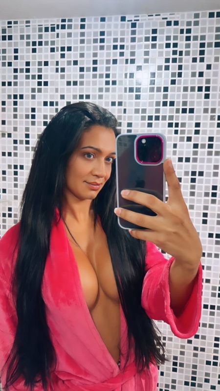 Victória Oliveira 22