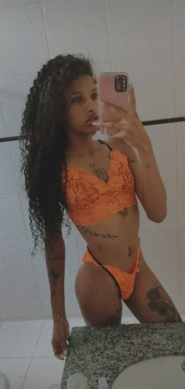 Renatta Fernandes 17