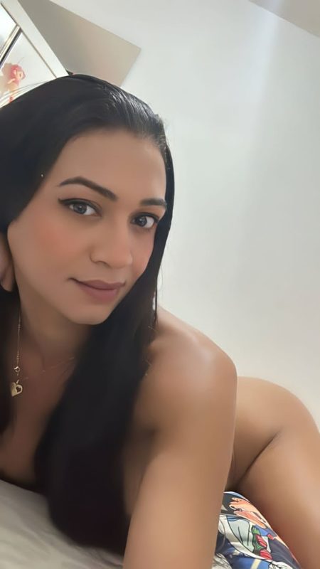 Victória Oliveira 18