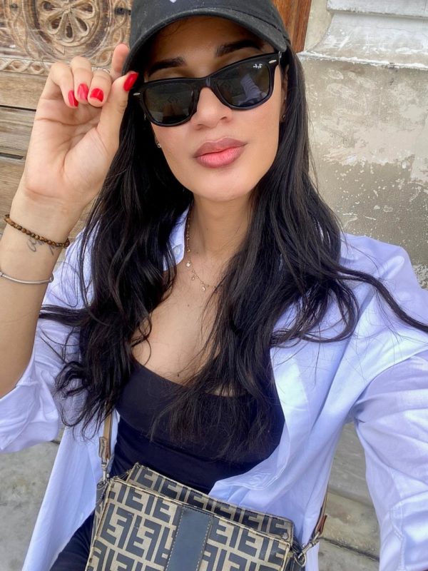 Isabela Santos - Sem Local 4