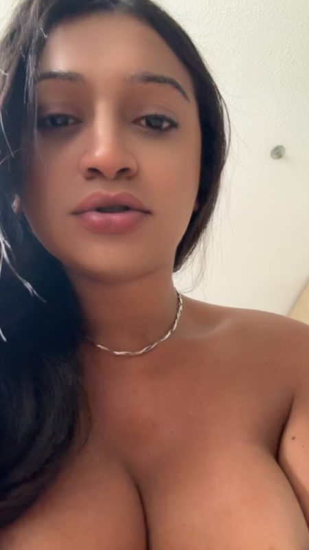 Victória Oliveira 8