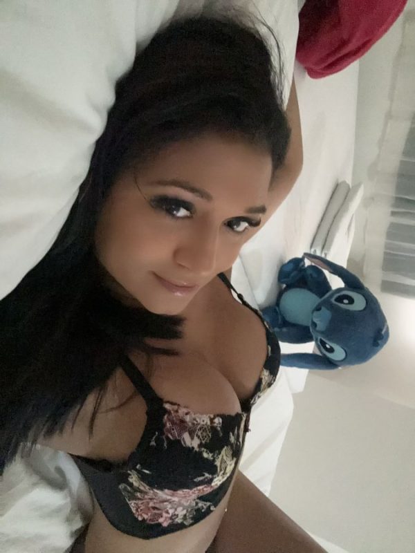 Victória Oliveira 6