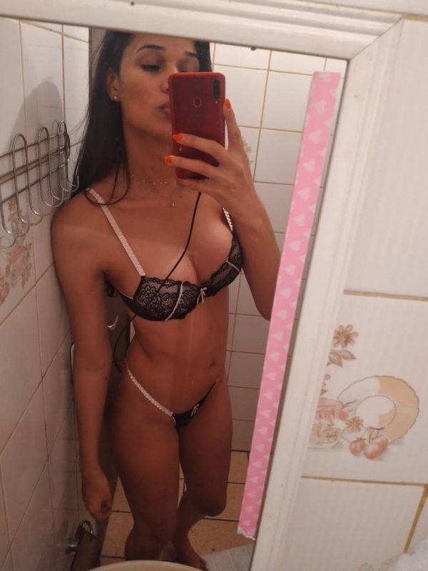 Isabela Santos - Sem Local 56