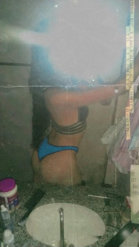 Renatta Fernandes 38