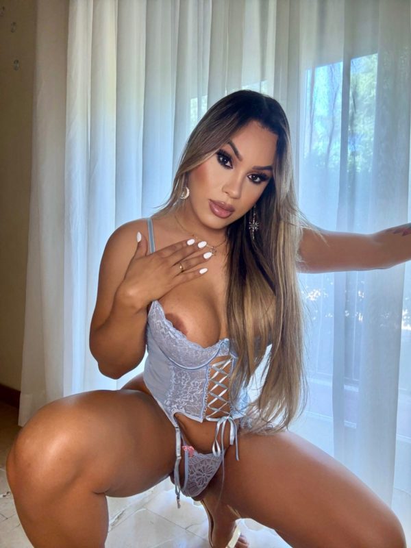 Bianca Sales 67