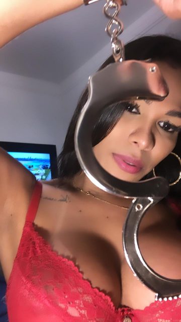 Priscila Gatíssima 327