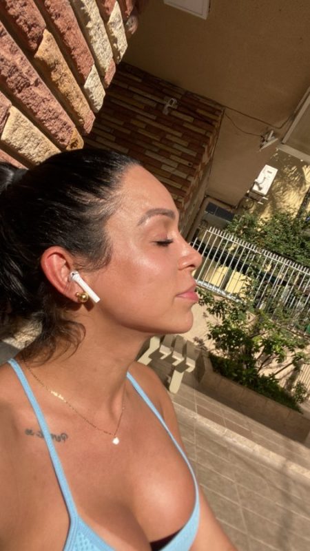Cíntia Dutra 24