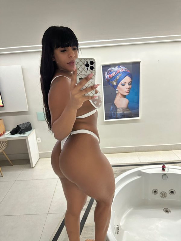 Mirela Lemos 87