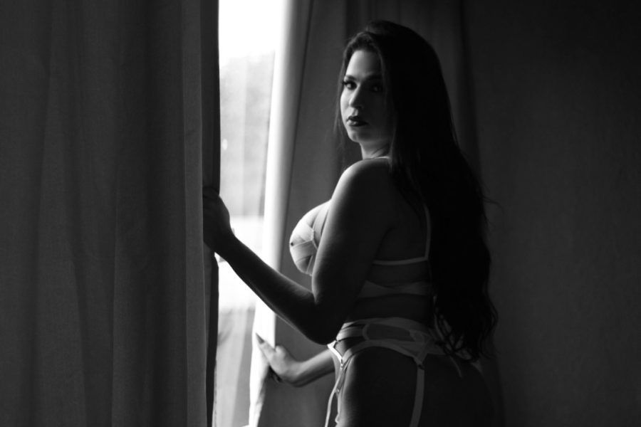 Emmanuelle Leone 15