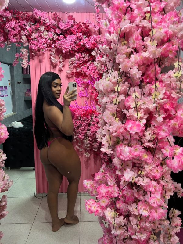 Mirela Lemos 17